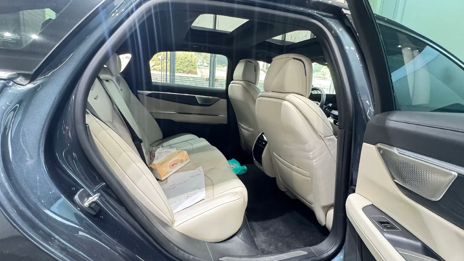 2023 Cadillac CT6 2.0T 237HP L4 10AT,autocango,china used car exporter,china ev exporter,chinese used car exporter,chinese used ev exporter