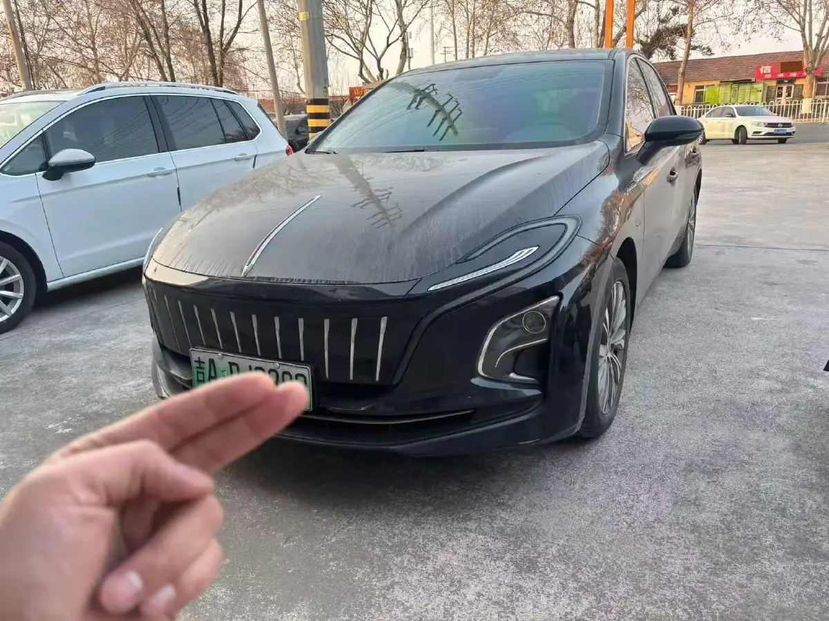 2023 HongQi E-QM5 BEV 82KWH
