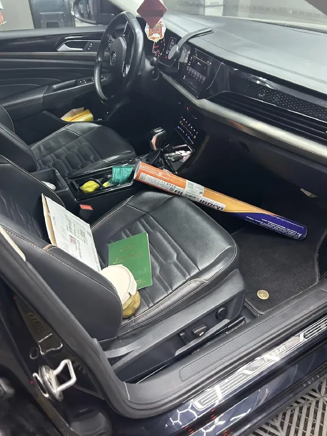 2020 Volkswagen Passat 2.0T 186HP L4 7DCT,autocango,china used car exporter,china ev exporter,chinese used car exporter,chinese used ev exporter