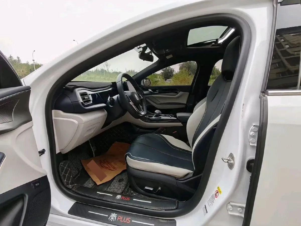 2021 Haval F7 1.5T 169HP L4 7DCT,autocango,china used car exporter,china ev exporter,chinese used car exporter,chinese used ev exporter