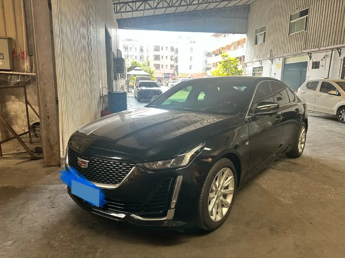 2021 Cadillac CT5 2.0T 237HP L4 10AT