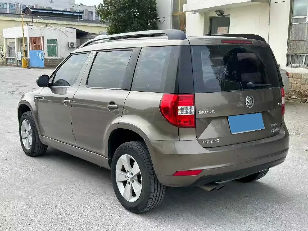 2016 Skoda Yeti 1.4T 150HP L4 7DCT,autocango,china used car exporter,china ev exporter,chinese used car exporter,chinese used ev exporter