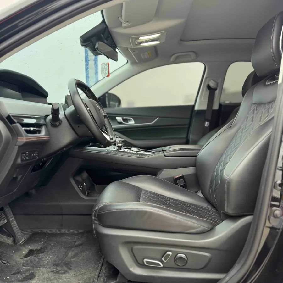 2021 ChangAn UNI-K 2.0T 233HP L4 8AT,autocango,china used car exporter,china ev exporter,chinese used car exporter,chinese used ev exporter