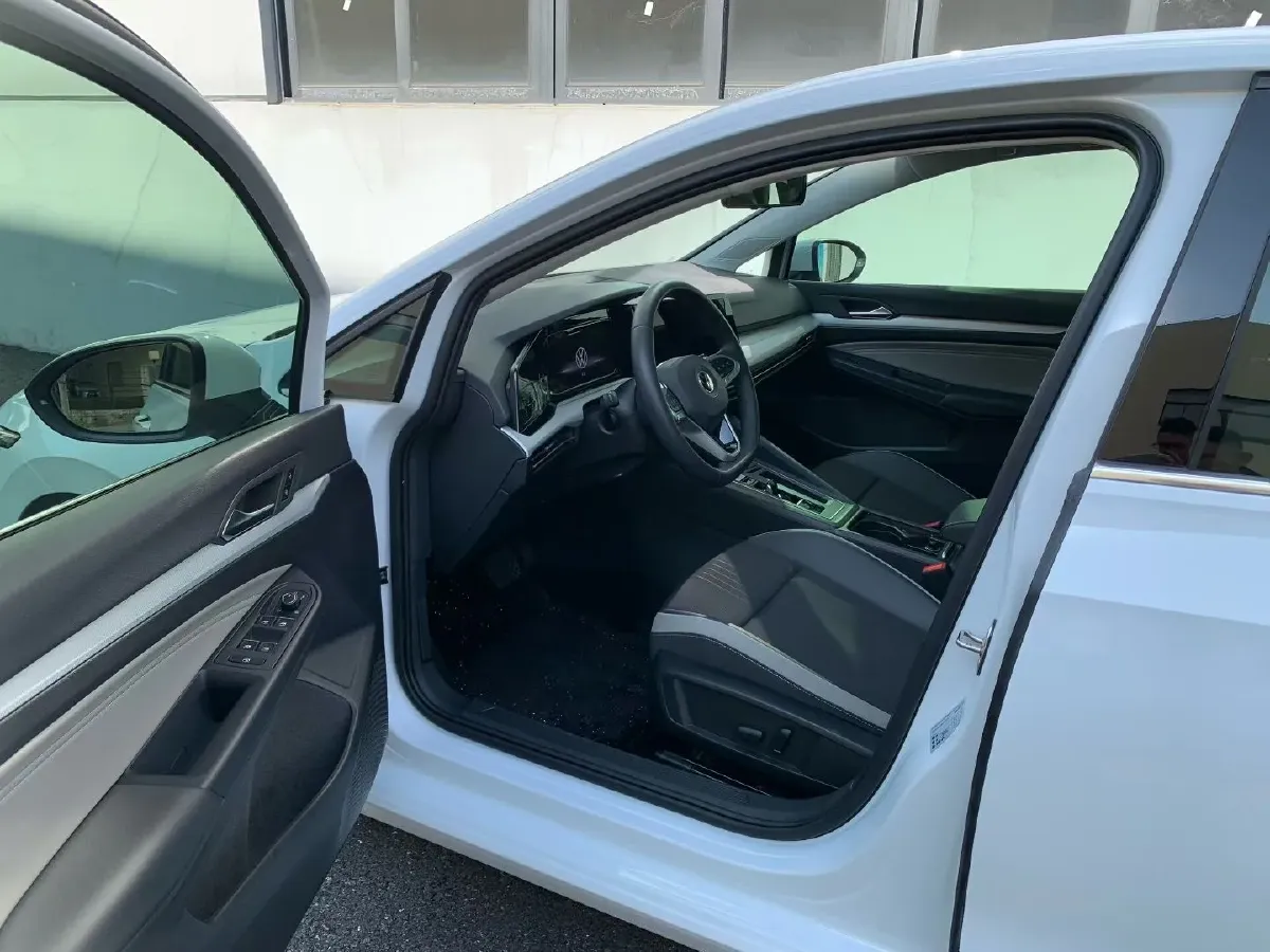 2021 Volkswagen Golf 1.4T 150HP L4 7DCT,autocango,china used car exporter,china ev exporter,chinese used car exporter,chinese used ev exporter