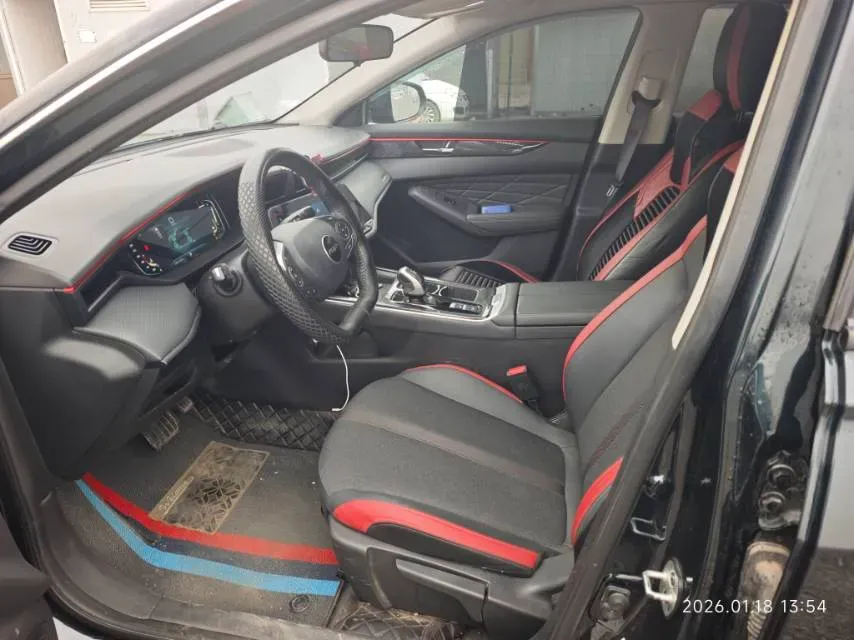 2024 DongFeng Aeolus YiXuan MAX 1.5T 197HP L4 7DCT,autocango,china used car exporter,china ev exporter,chinese used car exporter,chinese used ev exporter