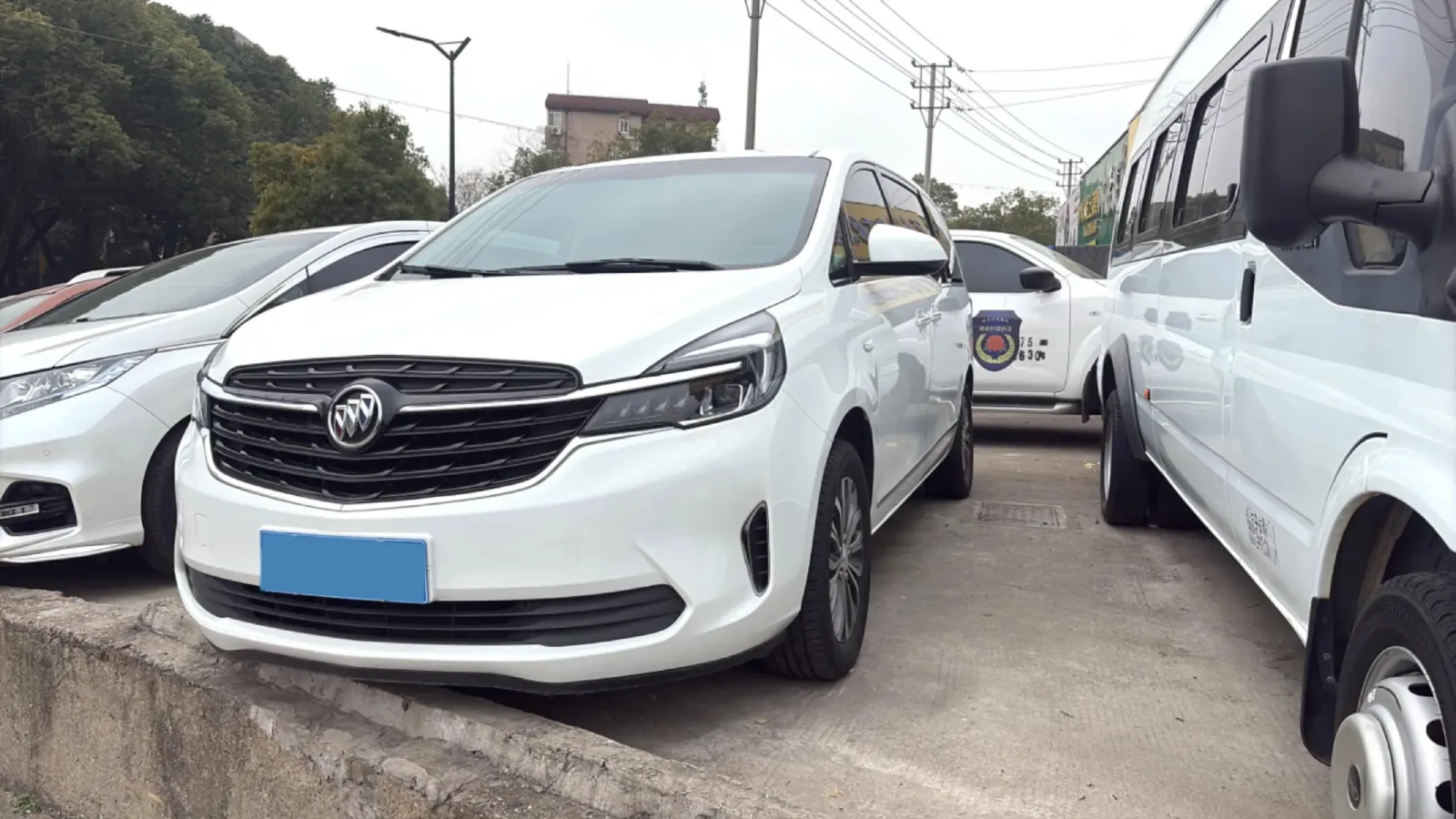 2021 Buick GL8 2.0T 237HP L4 9AT,autocango,china used car exporter,china ev exporter,chinese used car exporter,chinese used ev exporter