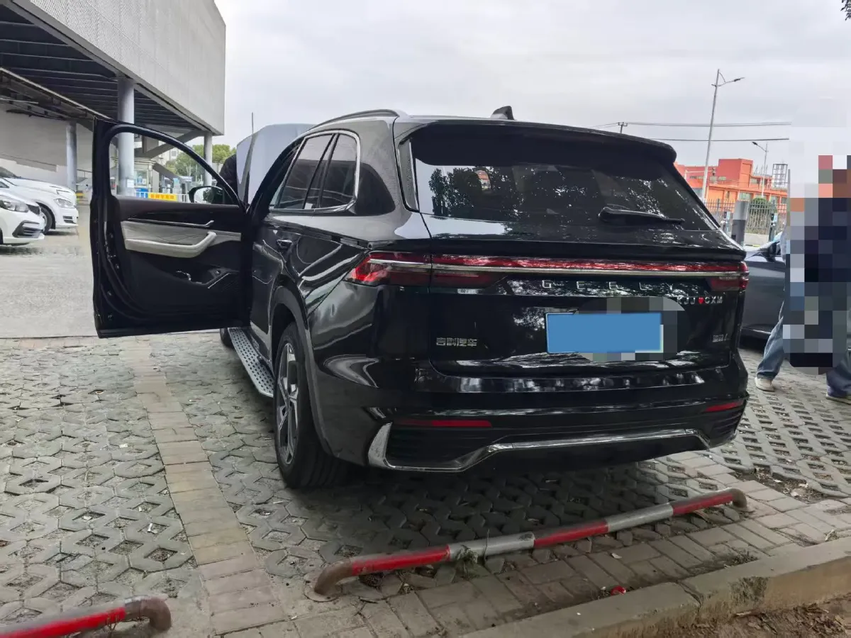 2021 Geely Monjaro 2.0T 218HP L4 7DCT,autocango,china used car exporter,china ev exporter,chinese used car exporter,chinese used ev exporter