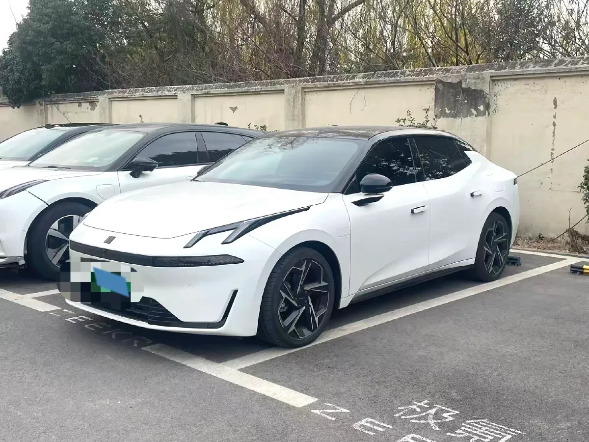 2024 LYNK&CO 07 EM-P 1.5T 163HP L4 3DHT PHEV 18.99KWH,autocango,china used car exporter,china ev exporter,chinese used car exporter,chinese used ev exporter