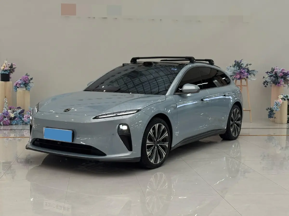 2023 NIO ET5T BEV 75KWH