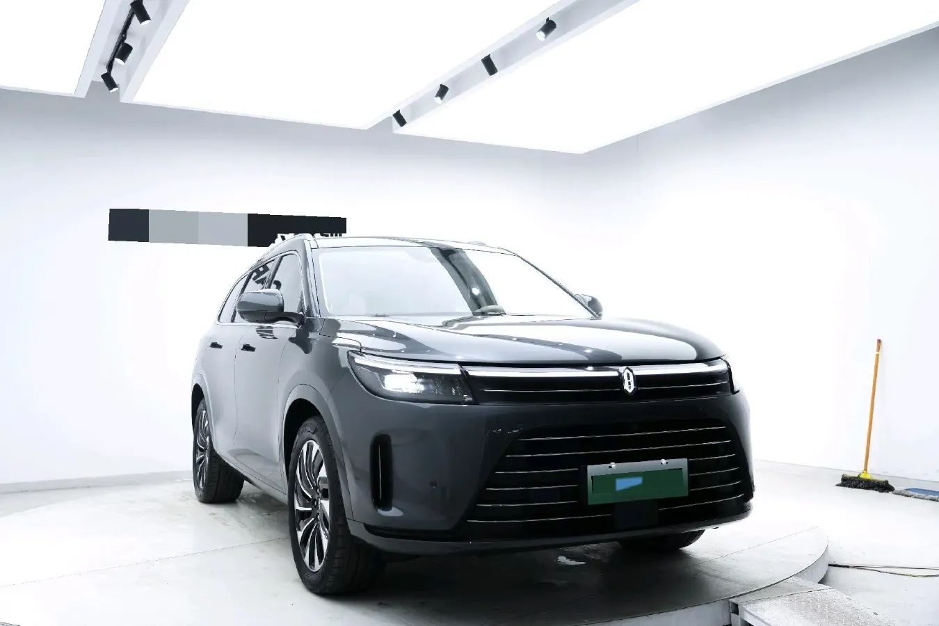 2024 Ford Transit 2.0T 143HP L4 9AT,autocango,china used car exporter,china ev exporter,chinese used car exporter,chinese used ev exporter