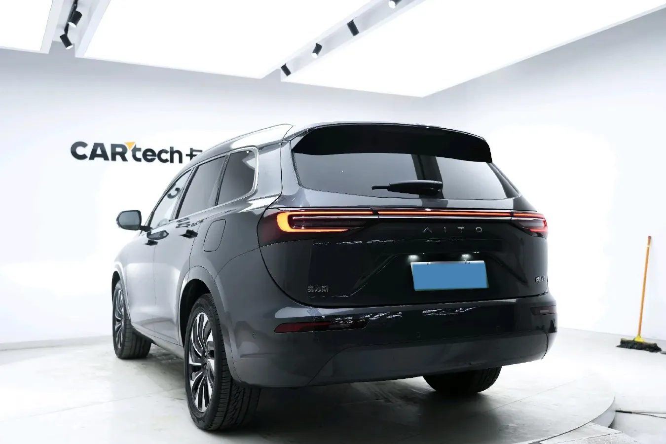 2024 Ford Transit 2.0T 143HP L4 9AT,autocango,china used car exporter,china ev exporter,chinese used car exporter,chinese used ev exporter