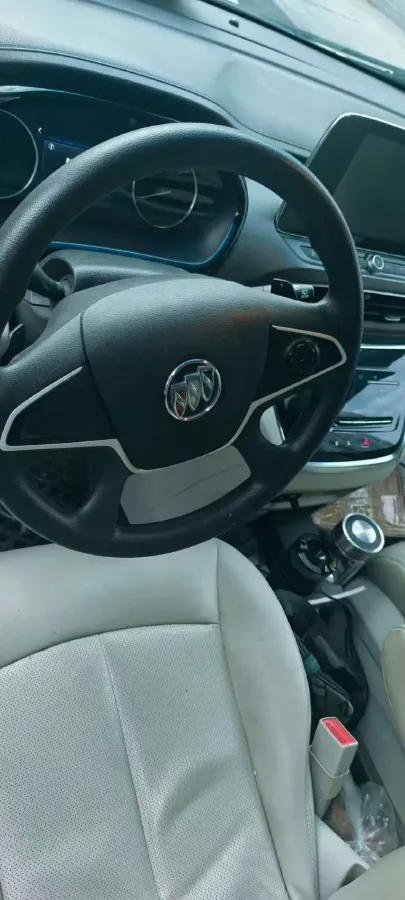 2021 Buick GL8 2.0T 237HP L4 9AT,autocango,china used car exporter,china ev exporter,chinese used car exporter,chinese used ev exporter