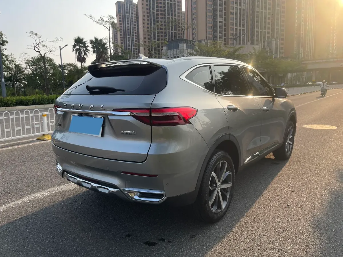 2020 Haval F7 1.5T 169HP L4 7DCT,autocango,china used car exporter,china ev exporter,chinese used car exporter,chinese used ev exporter