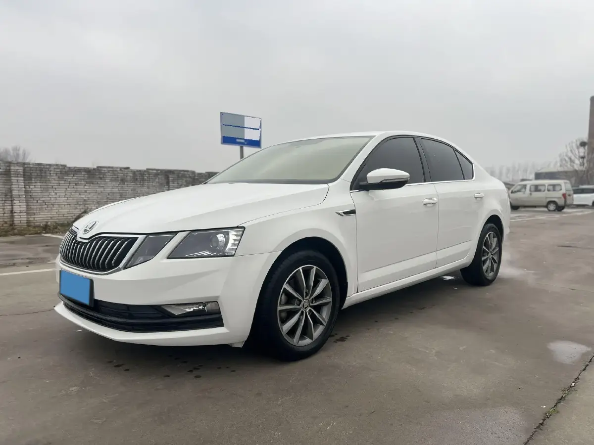 2019 Skoda Octavia 1.5L 116HP L4 6AT