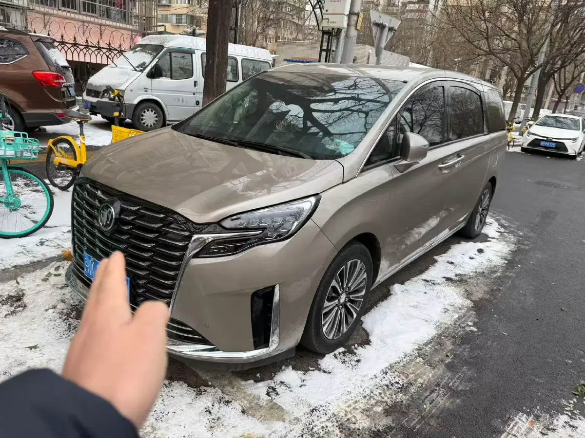 2023 Buick GL8 2.0T 237HP L4 9AT