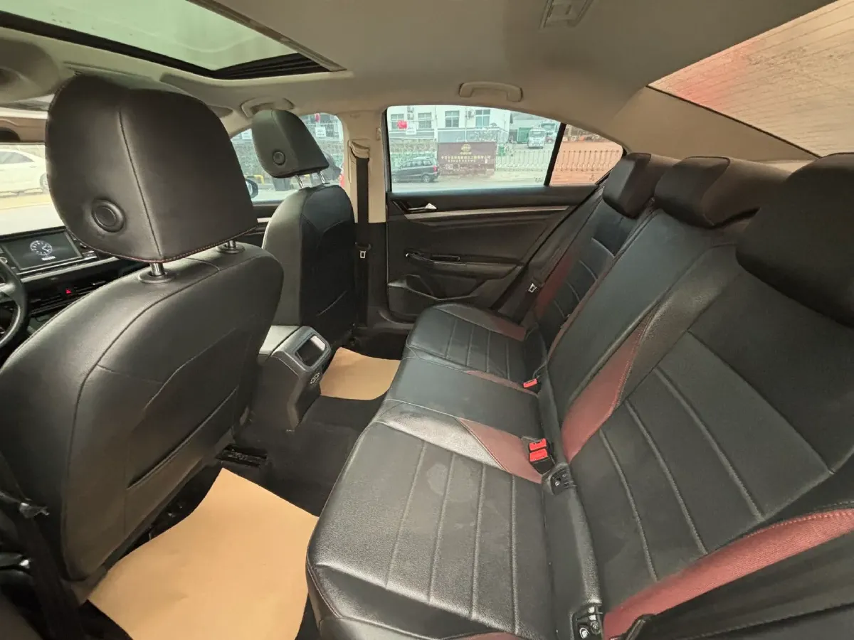 2019 Bestune T77 1.2T 143HP L4 7DCT,autocango,china used car exporter,china ev exporter,chinese used car exporter,chinese used ev exporter