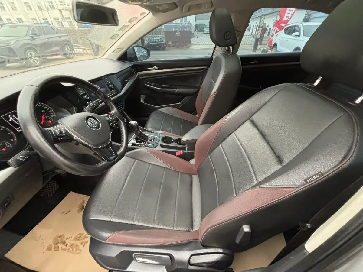 2019 Bestune T77 1.2T 143HP L4 7DCT,autocango,china used car exporter,china ev exporter,chinese used car exporter,chinese used ev exporter