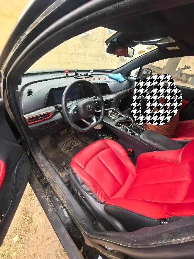 2021 ChangAn UNI-T 1.5T 180HP L4 7DCT,autocango,china used car exporter,china ev exporter,chinese used car exporter,chinese used ev exporter