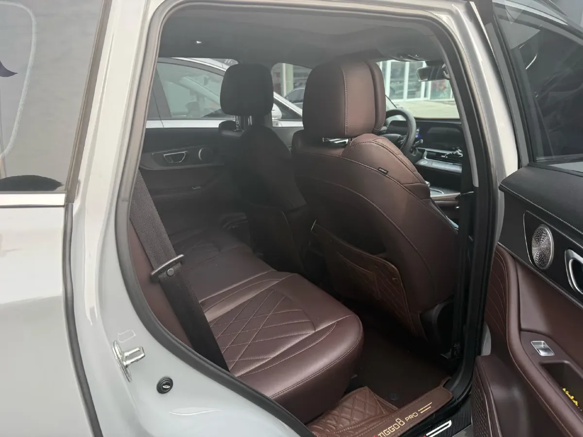 2022 Chery Tiggo 8 PRO 1.6T 197HP L4 7DCT,autocango,china used car exporter,china ev exporter,chinese used car exporter,chinese used ev exporter