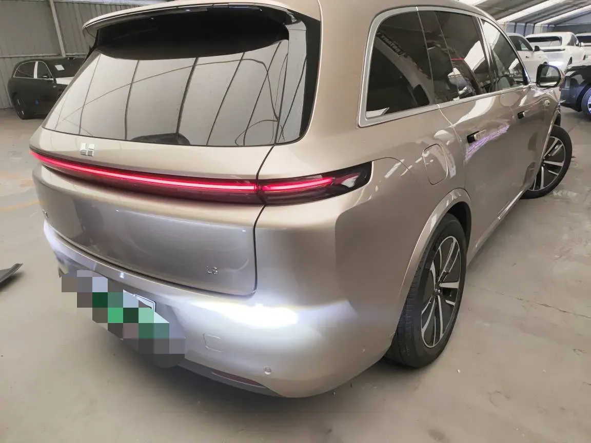 2024 Volvo S60 2.0T 197HP L4 7DCT,autocango,china used car exporter,china ev exporter,chinese used car exporter,chinese used ev exporter