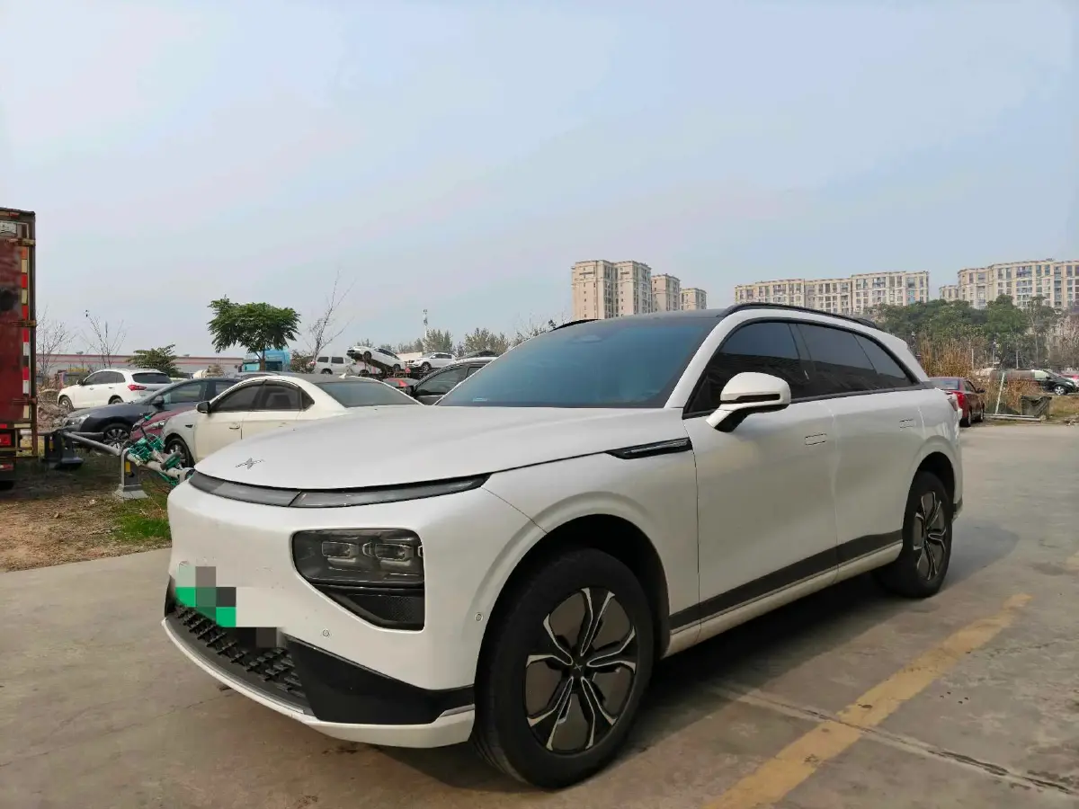 2024 Xpeng G9 BEV 98KWH