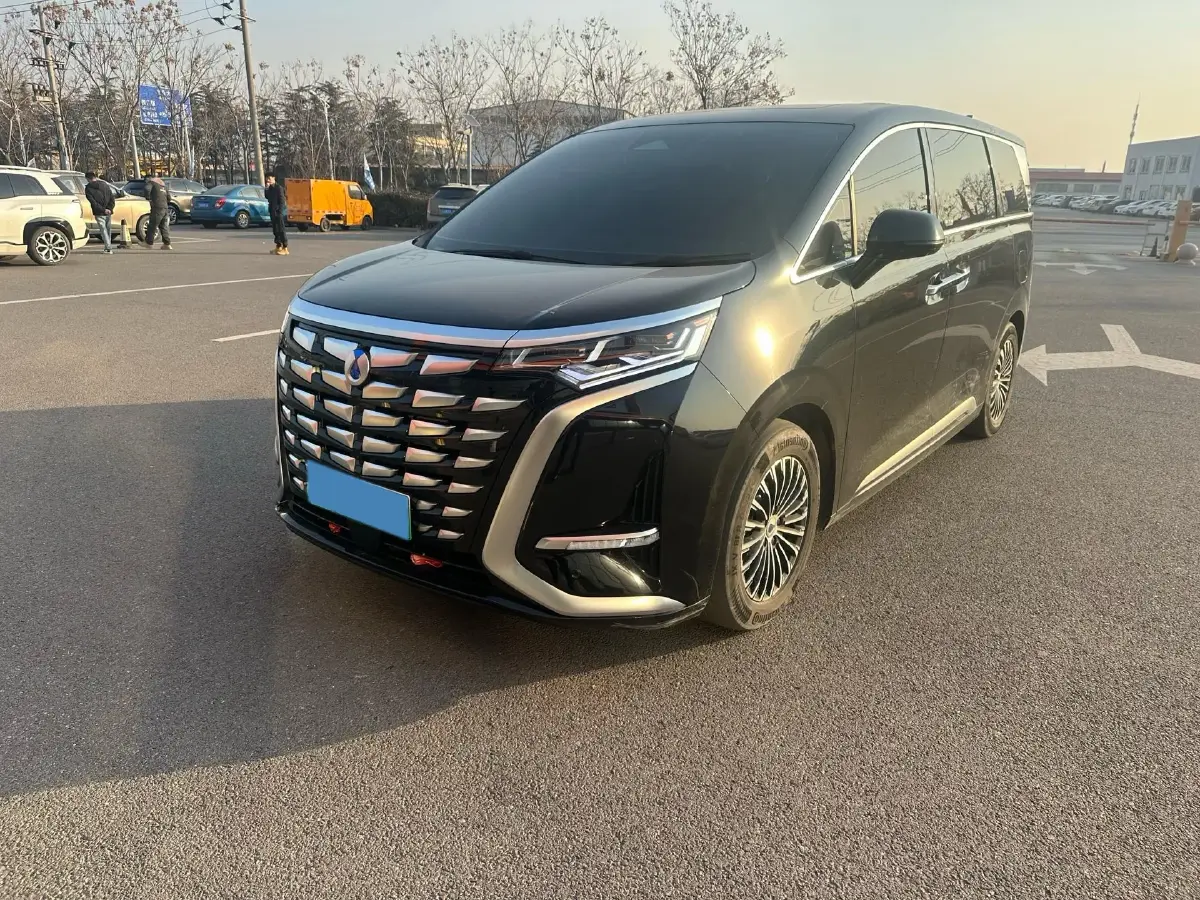 2022 HongQi HS7 3.0T 337HP V6 8AT