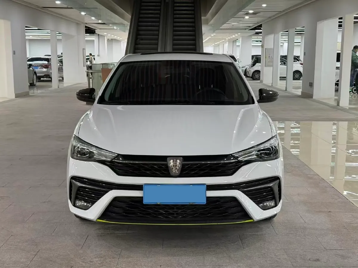 2021 Roewe i5 1.5L 120HP L4 CVT,autocango,china used car exporter,china ev exporter,chinese used car exporter,chinese used ev exporter