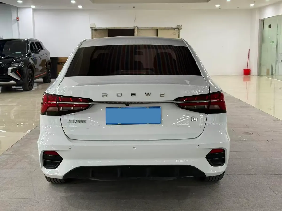 2021 Roewe i5 1.5L 120HP L4 CVT,autocango,china used car exporter,china ev exporter,chinese used car exporter,chinese used ev exporter