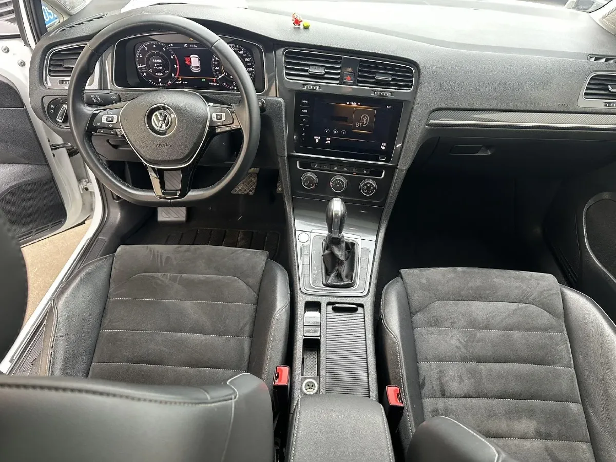 2020 Volkswagen Golf 1.4T 150HP L4 7DCT,autocango,china used car exporter,china ev exporter,chinese used car exporter,chinese used ev exporter