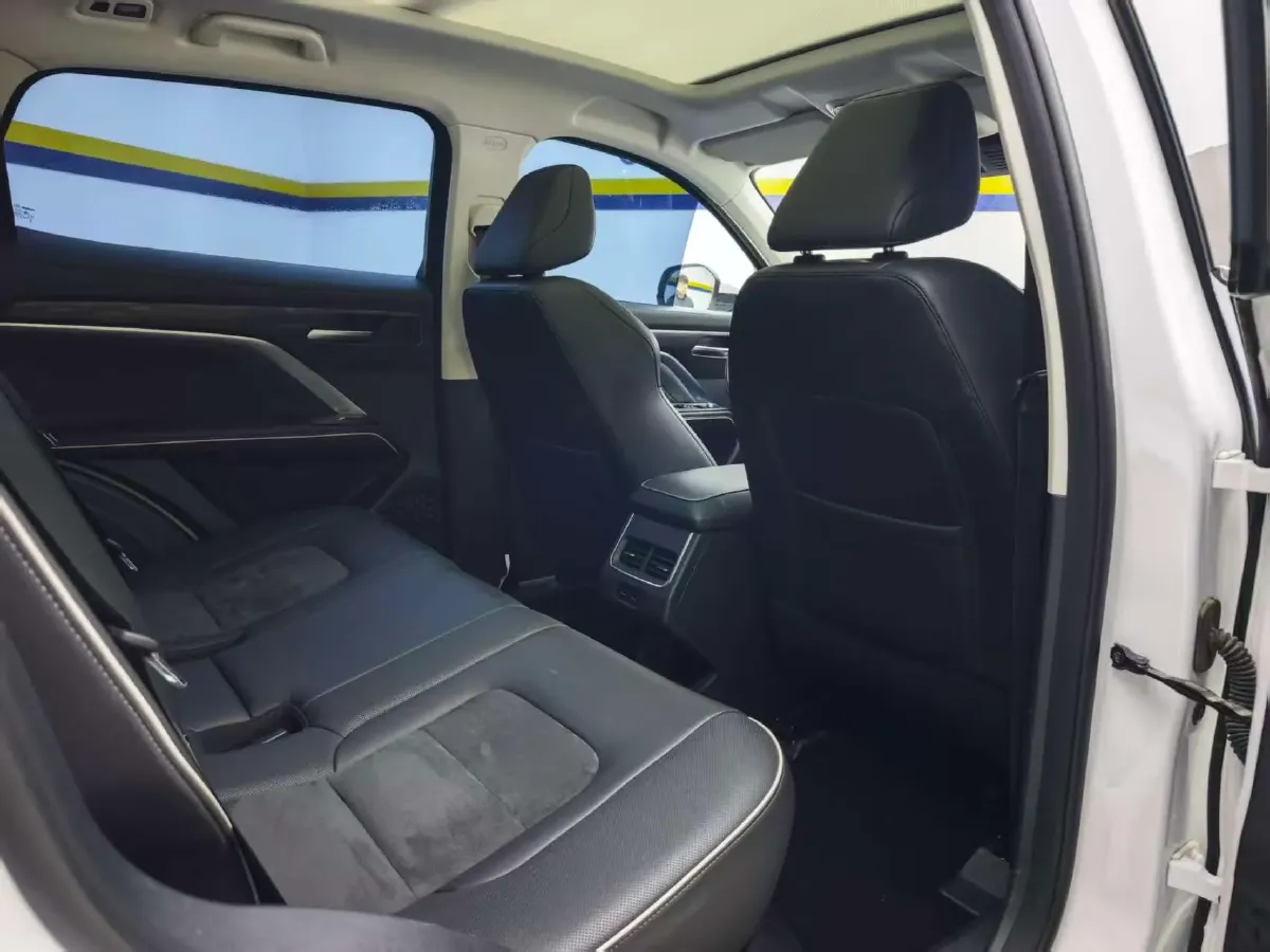 2023 Haval H6 1.5T 150HP L4 7DCT,autocango,china used car exporter,china ev exporter,chinese used car exporter,chinese used ev exporter