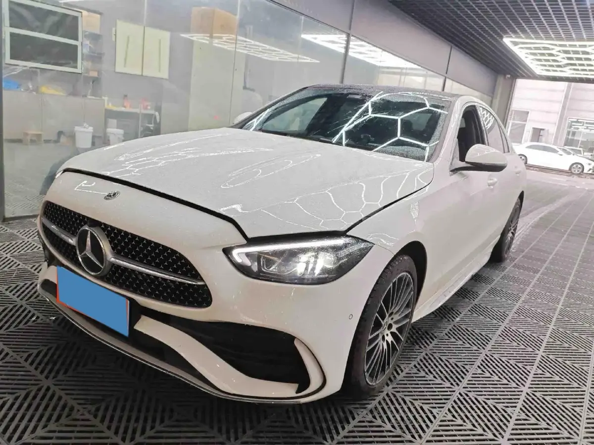 2025 Mercedes-Benz C Class 1.5T 204HP L4 9AT