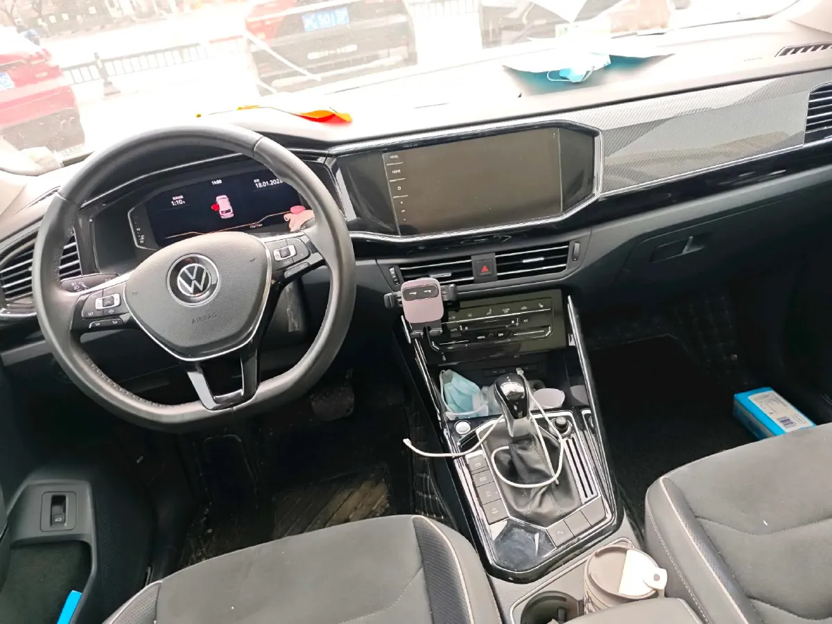 2020 Volkswagen Tayron 2.0T 186HP L4 7DCT,autocango,china used car exporter,china ev exporter,chinese used car exporter,chinese used ev exporter