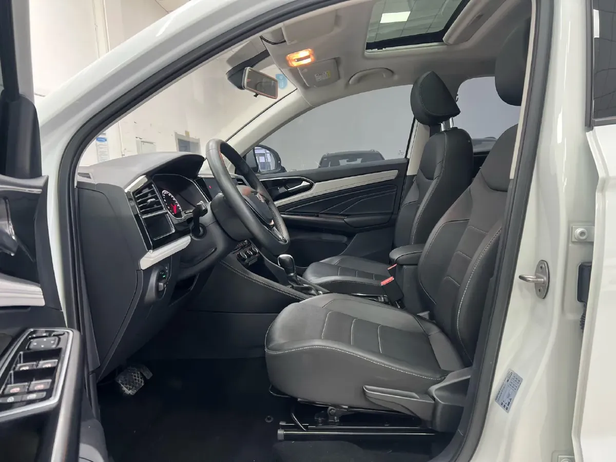 2022 Jetta VS5 1.4T 150HP L4 6AT,autocango,china used car exporter,china ev exporter,chinese used car exporter,chinese used ev exporter