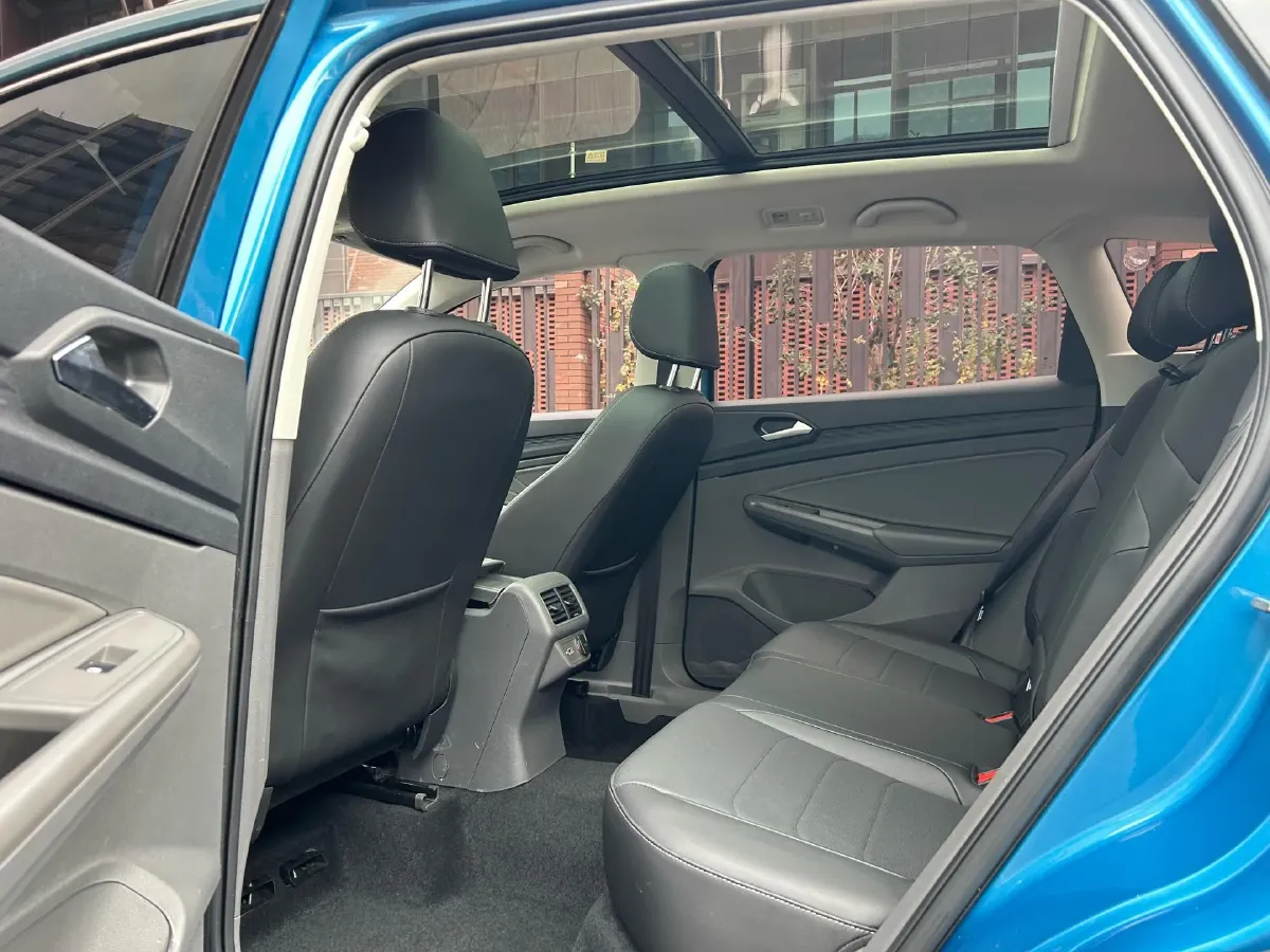 2020 Jetta VS7 1.4T 150HP L4 6AT,autocango,china used car exporter,china ev exporter,chinese used car exporter,chinese used ev exporter