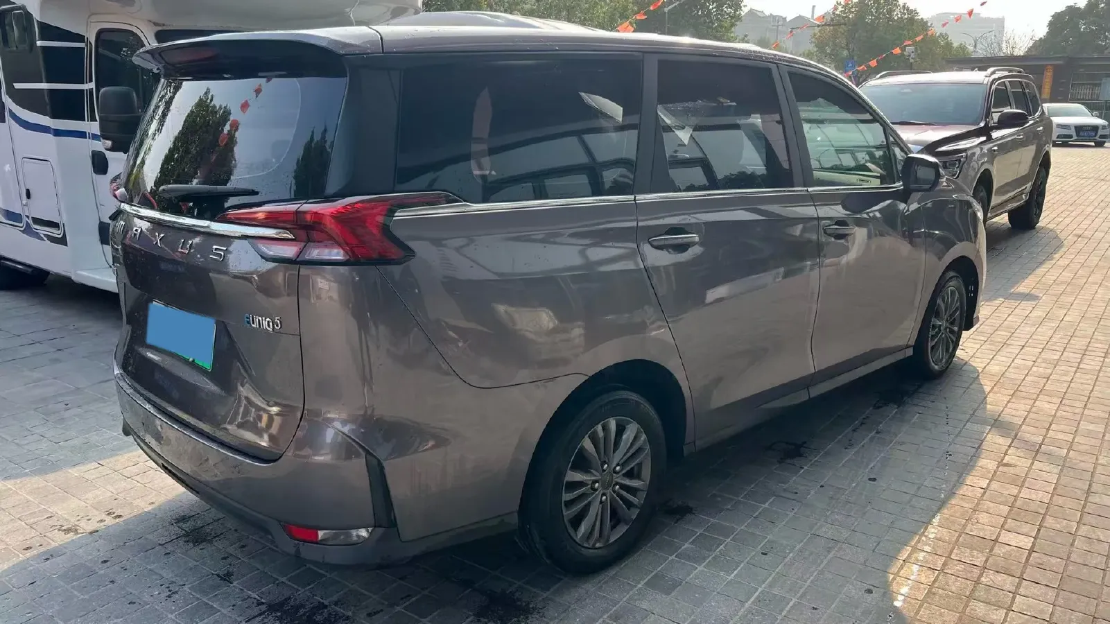 2020 MAXUS Euniq 5 BEV 52.5KWH,autocango,china used car exporter,china ev exporter,chinese used car exporter,chinese used ev exporter