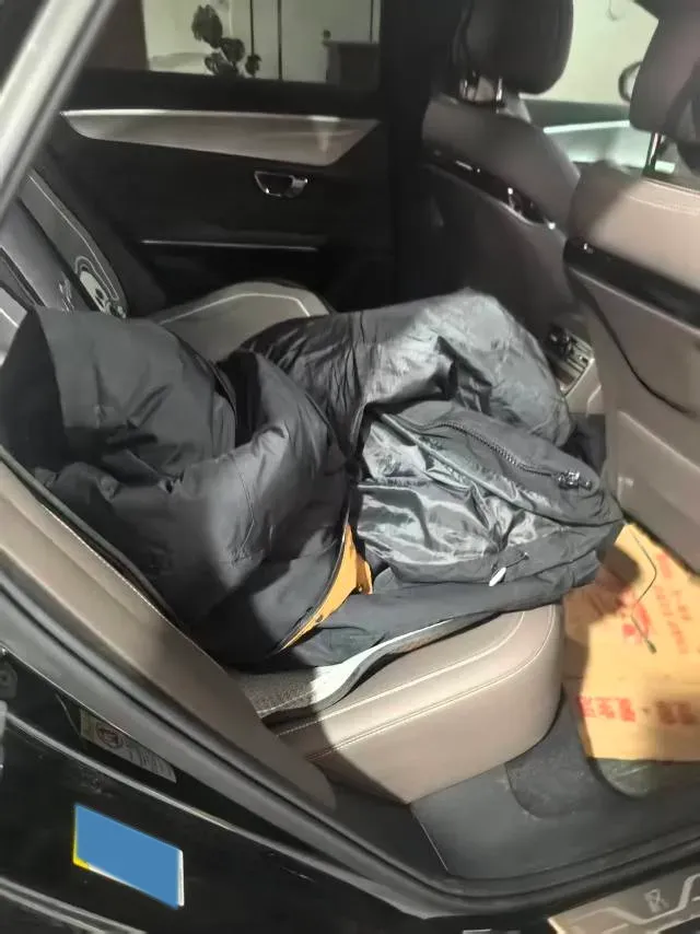 2024 BYD Han 1.5T 139HP L4 E-CVT PHEV 18.316KWH,autocango,china used car exporter,china ev exporter,chinese used car exporter,chinese used ev exporter