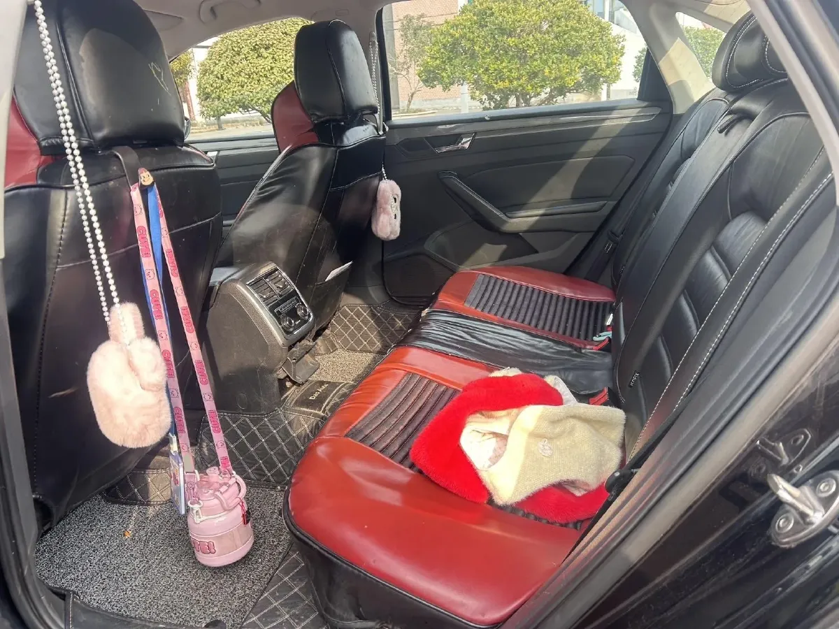 2017 Volkswagen Passat 1.8T 180HP L4 7DCT,autocango,china used car exporter,china ev exporter,chinese used car exporter,chinese used ev exporter