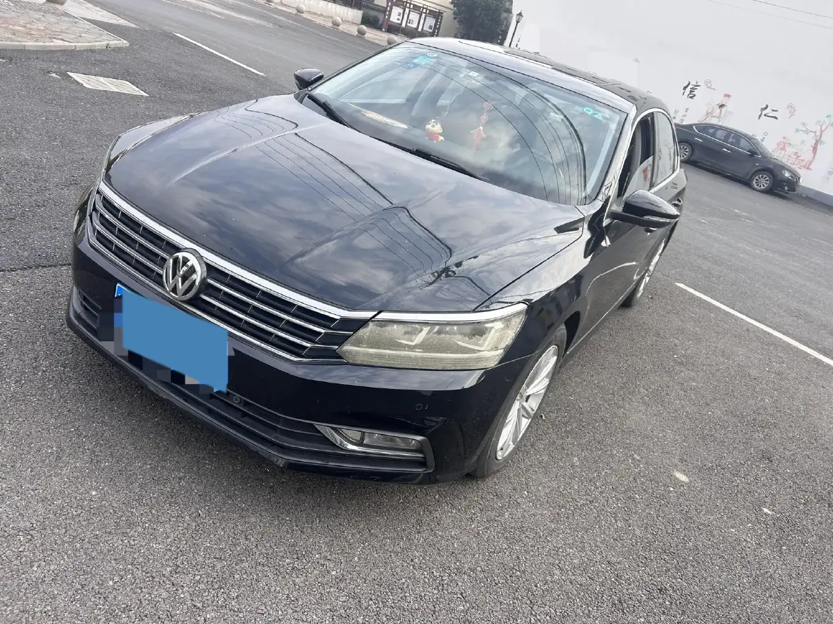 2017 Volkswagen Passat 1.8T 180HP L4 7DCT