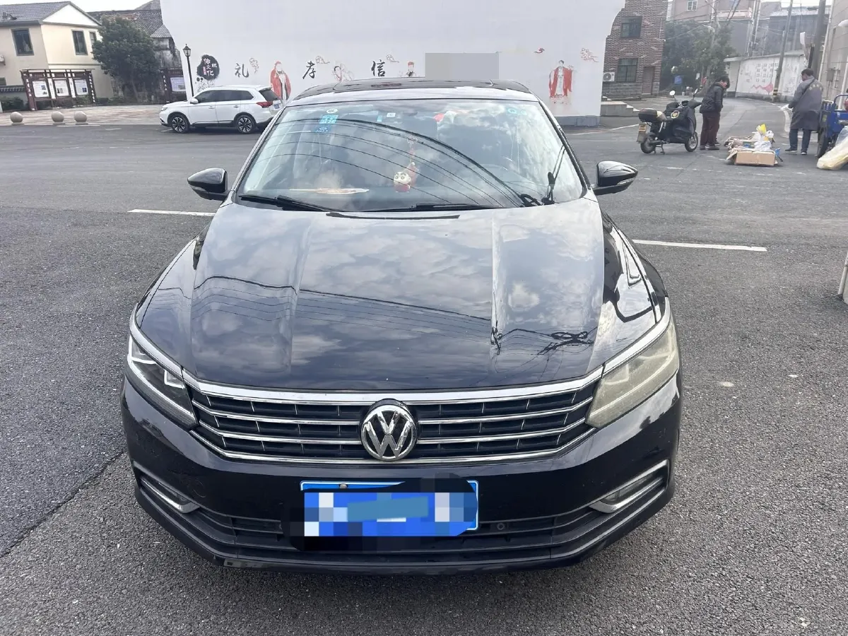 2017 Volkswagen Passat 1.8T 180HP L4 7DCT,autocango,china used car exporter,china ev exporter,chinese used car exporter,chinese used ev exporter