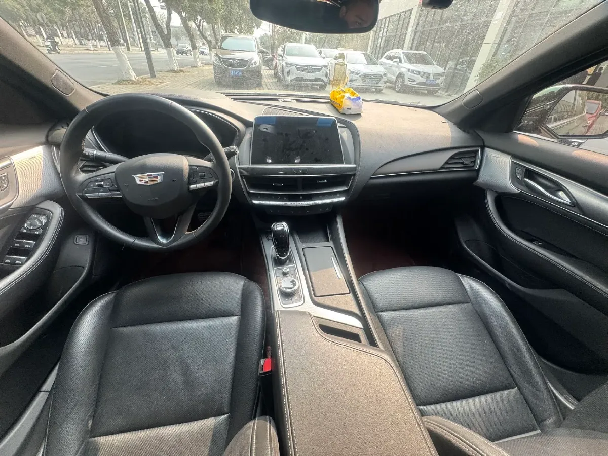 2023 Cadillac CT5 2.0T 237HP L4 10AT,autocango,china used car exporter,china ev exporter,chinese used car exporter,chinese used ev exporter