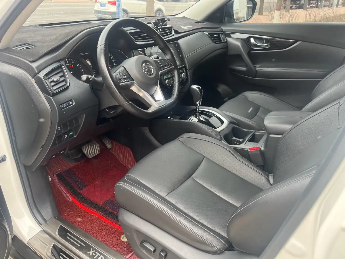 2023 Nissan X-Trail 2.0L 151HP L4 CVT,autocango,china used car exporter,china ev exporter,chinese used car exporter,chinese used ev exporter