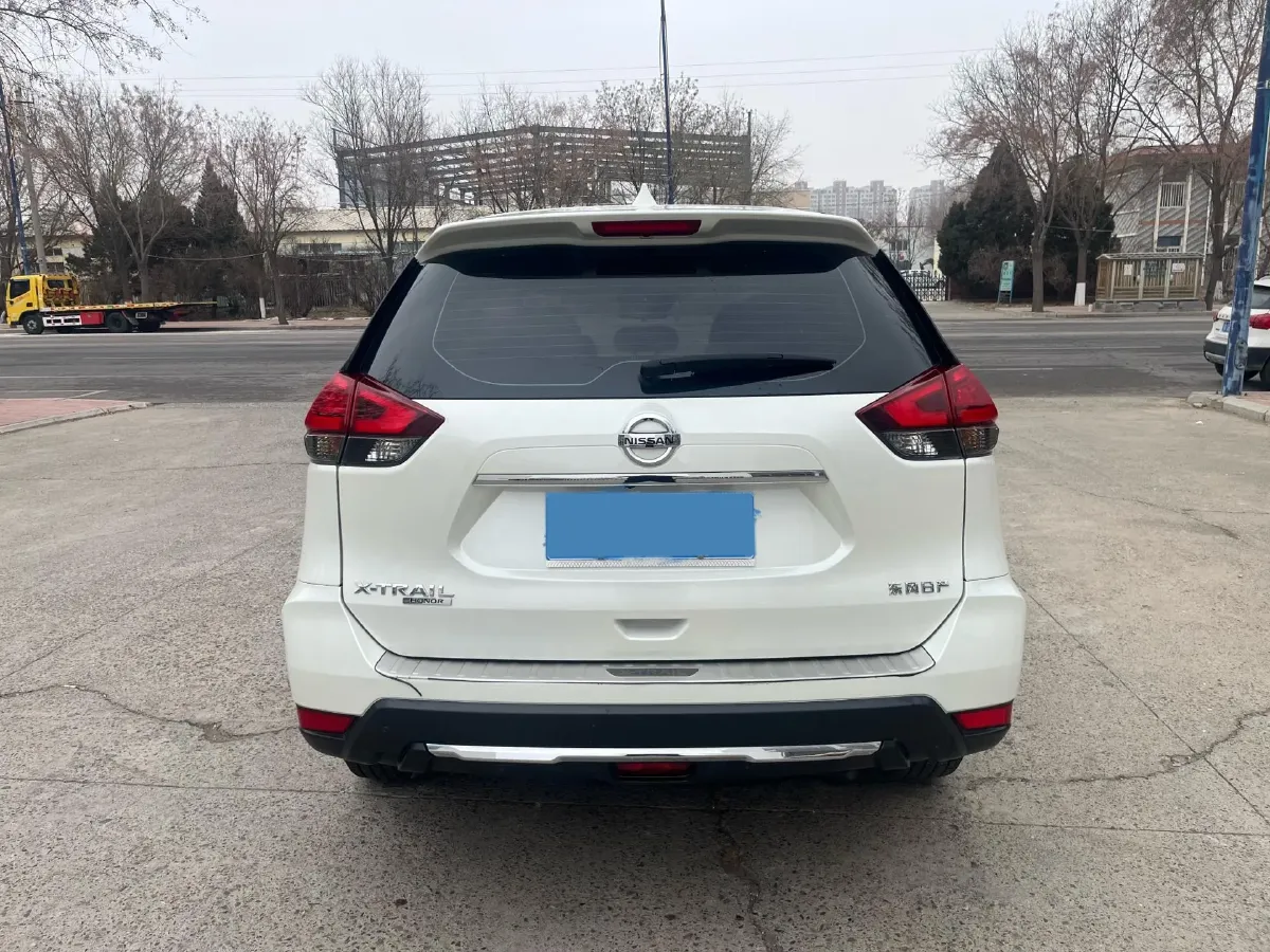 2023 Nissan X-Trail 2.0L 151HP L4 CVT,autocango,china used car exporter,china ev exporter,chinese used car exporter,chinese used ev exporter
