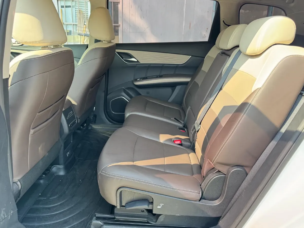 2022 Exceed LXC-DM 1.5T 156HP L4 3DHT PHEV 19.27KWH,autocango,china used car exporter,china ev exporter,chinese used car exporter,chinese used ev exporter