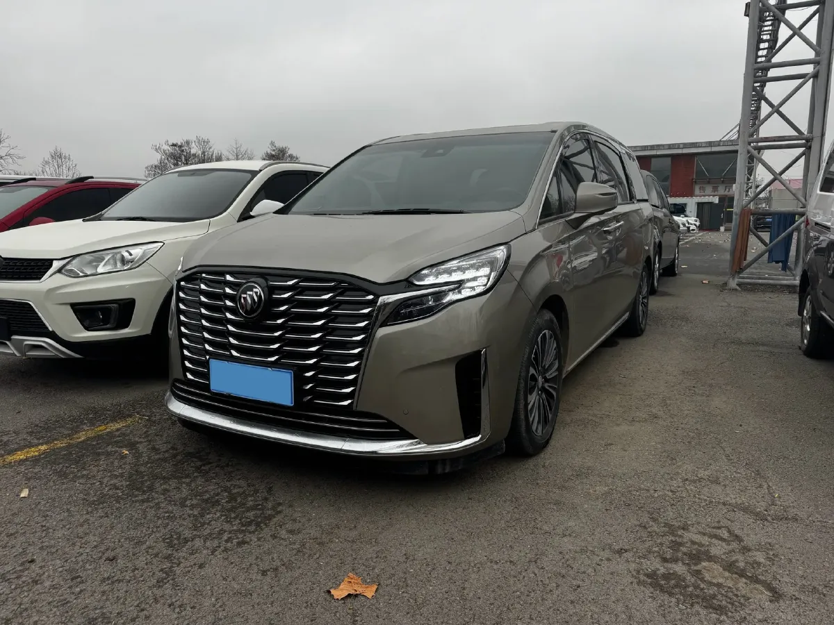 2023 Buick GL8 2.0T 237HP L4 9AT,autocango,china used car exporter,china ev exporter,chinese used car exporter,chinese used ev exporter