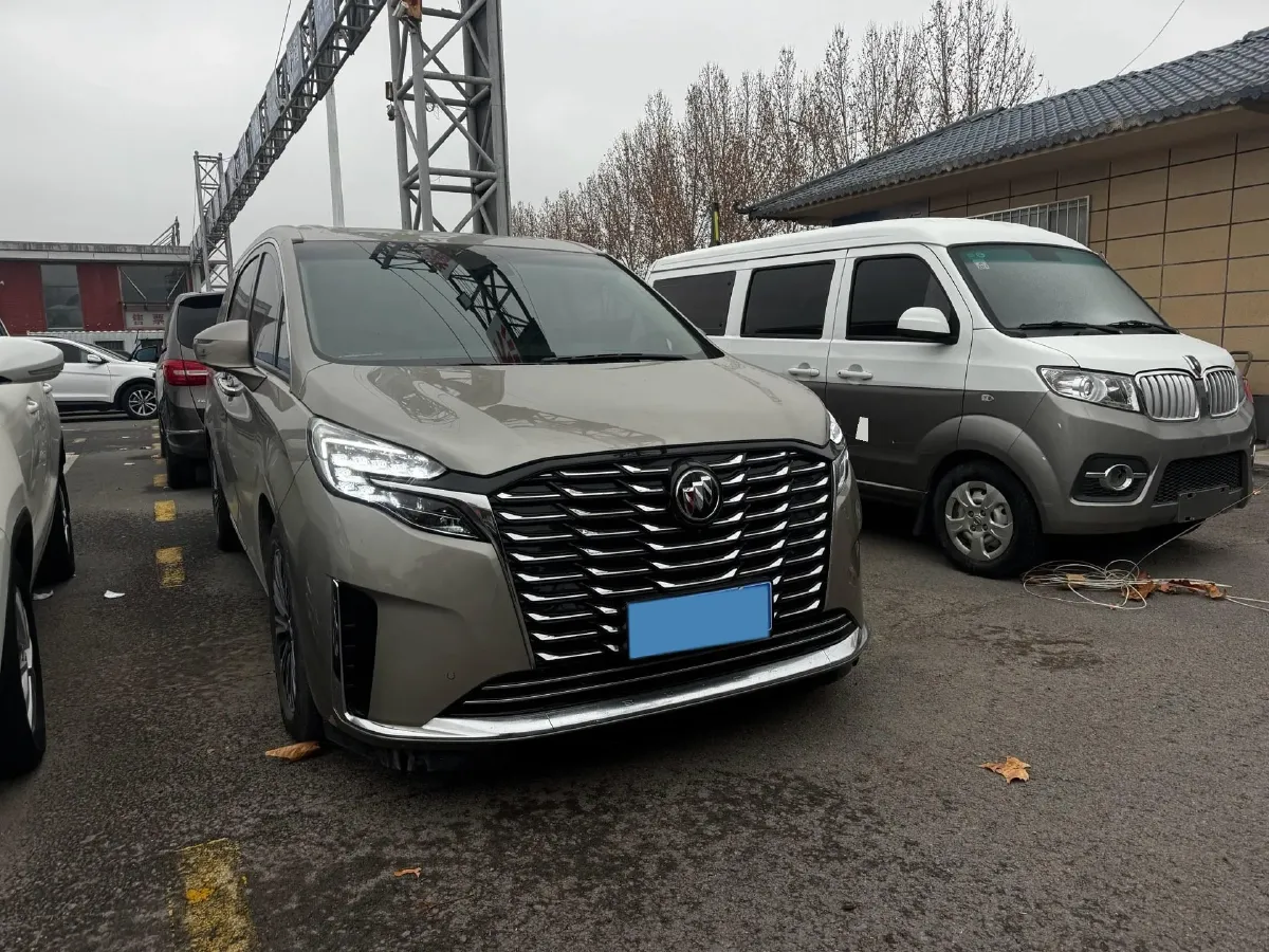 2023 Buick GL8 2.0T 237HP L4 9AT,autocango,china used car exporter,china ev exporter,chinese used car exporter,chinese used ev exporter