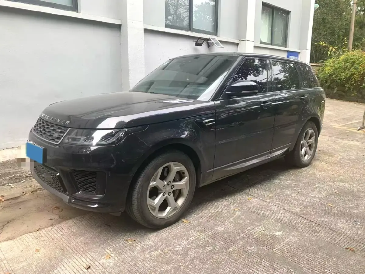 2018 Land Rover Range Rover Sport 2.0T 300HP L4 8AT PHEV 13.1KWH