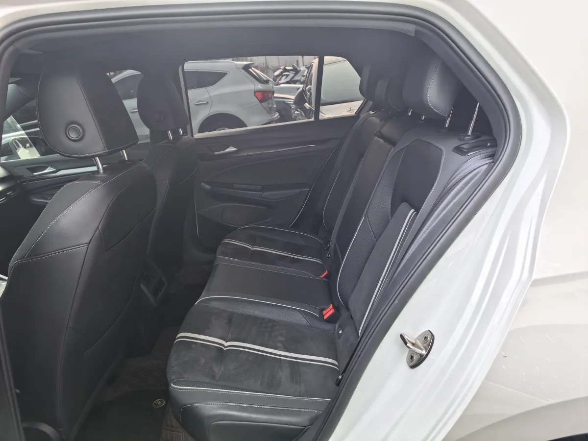 2021 Volkswagen Golf 1.4T 150HP L4 7DCT,autocango,china used car exporter,china ev exporter,chinese used car exporter,chinese used ev exporter