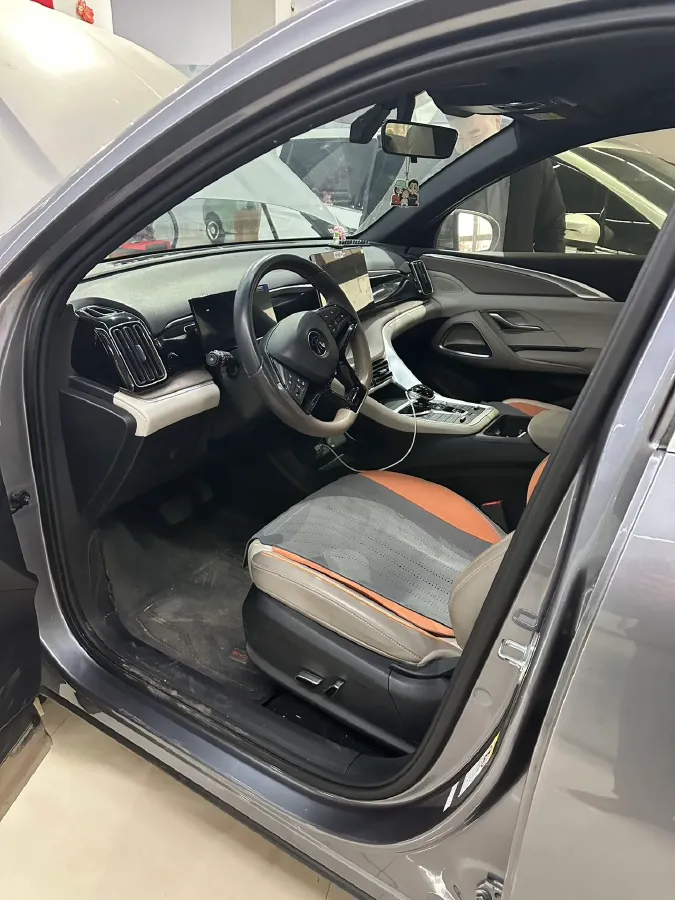 2024 BYD Song Pro 1.5L 110HP L4 E-CVT PHEV 12.9KWH,autocango,china used car exporter,china ev exporter,chinese used car exporter,chinese used ev exporter