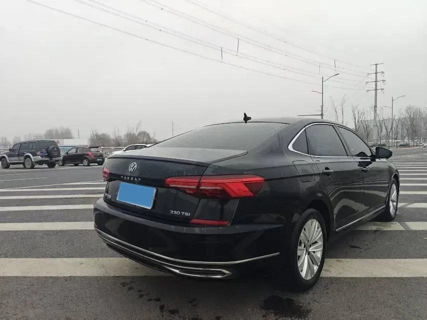 2021 Volkswagen Passat 2.0T 186HP L4 7DCT,autocango,china used car exporter,china ev exporter,chinese used car exporter,chinese used ev exporter