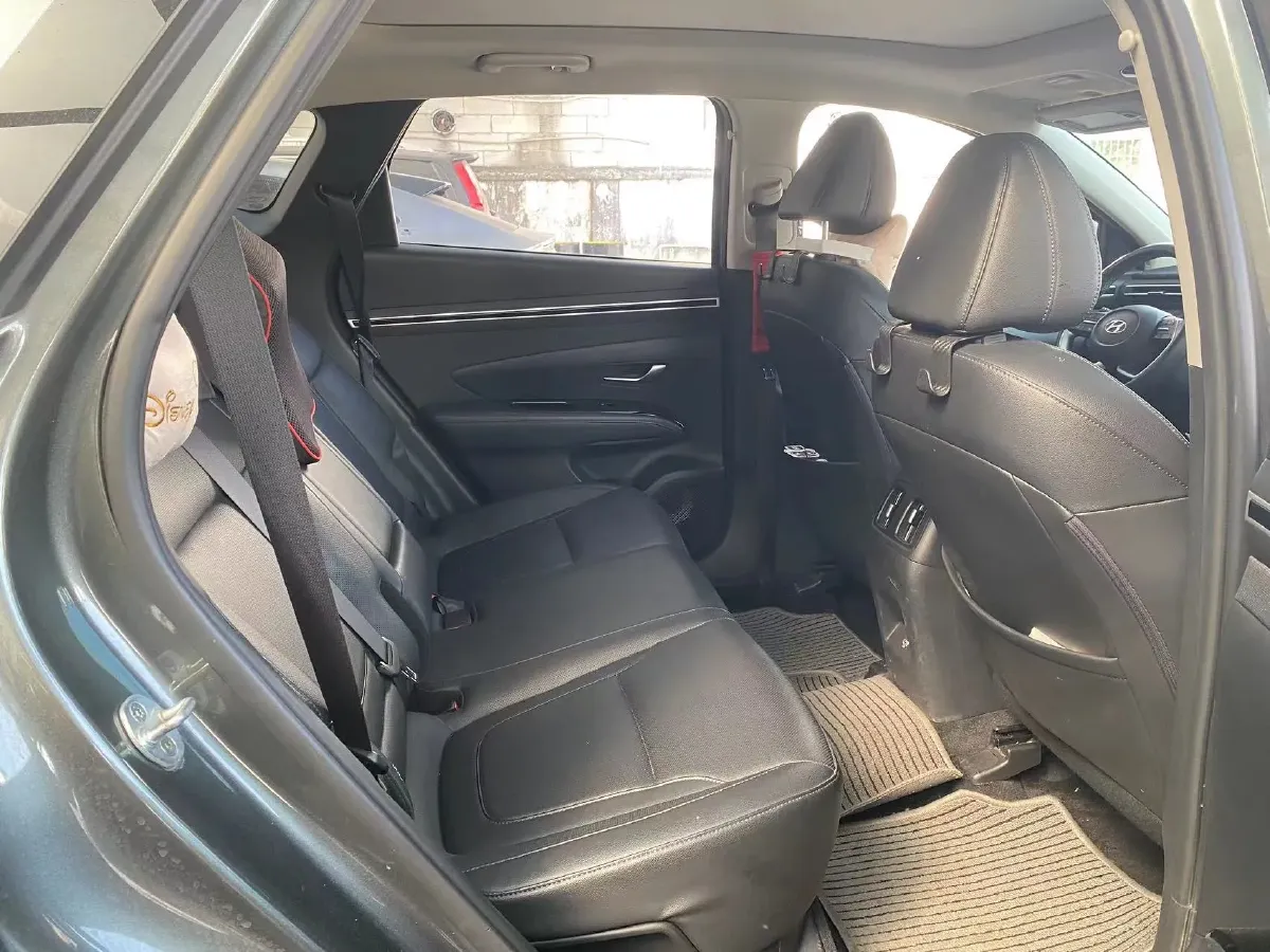 2021 Hyundai Tucson 1.5T 200HP L4 7DCT,autocango,china used car exporter,china ev exporter,chinese used car exporter,chinese used ev exporter